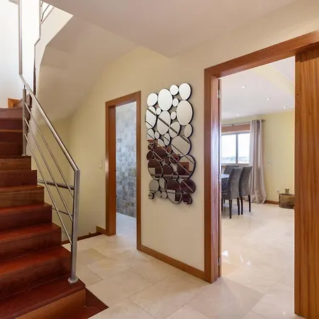 Triplex - By Interhome Apartment