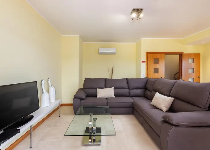 Apartament Triplex Vip By Interhome *