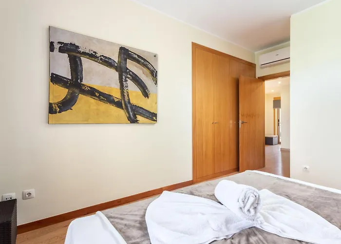 Triplex Vip By Interhome Apartament Vilamoura